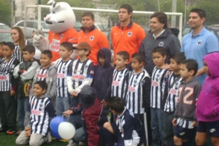 Inauguracion escuela rayados